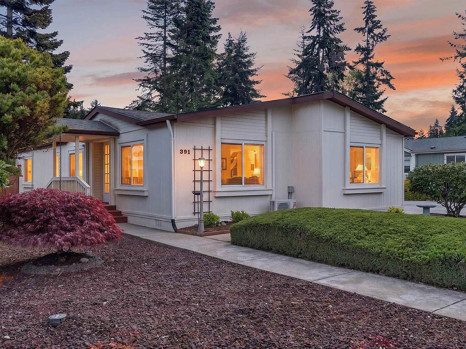 1st image of 391 Parkwood Blvd