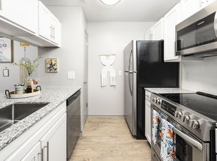 180 Bpw Club Rd #S06, Carrboro, NC 27510