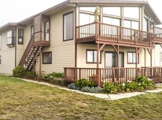 871 Lower Pacific Dr, Whitethorn, CA 95589