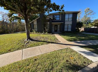 7701 Radford Cir, Plano, TX 75025