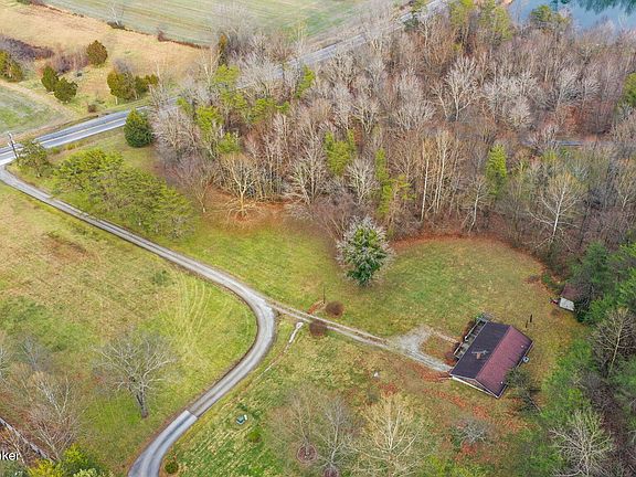 3rd image of 16027 State Road 60