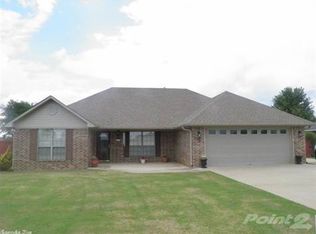 44 Hawk Dr, Vilonia, AR 72173