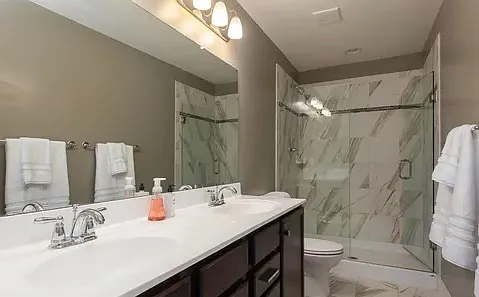 119 Roades Ct — Photo 10