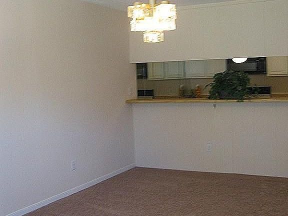 5th image of 11818 Southlake Dr