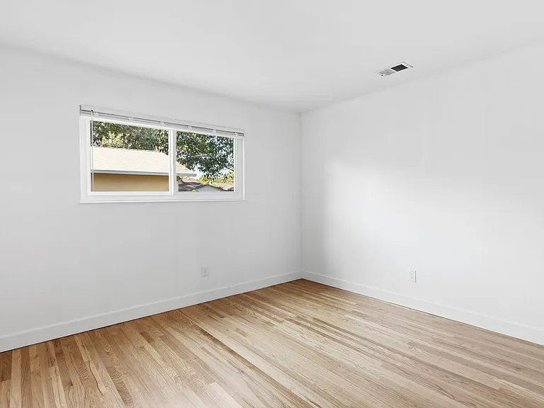 1611 Clemson Dr — Photo 15