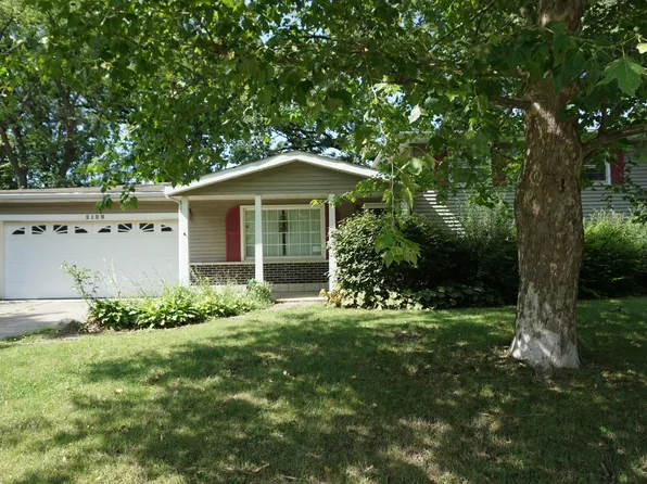 2108 W 49th Ave, Hobart, IN 46342