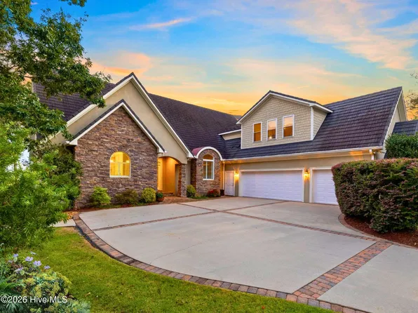 1324 Harbour Watch SW, Calabash, NC 28467