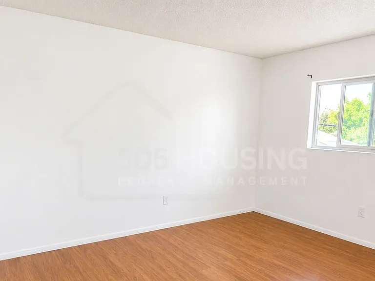 8309 Marquette Ave NE #B — Photo 37
