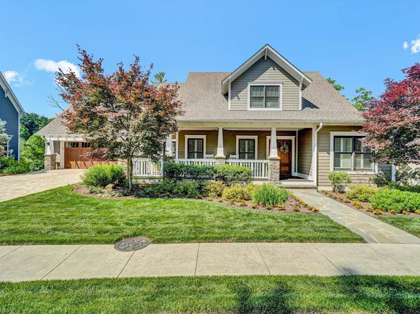 6030 Stickley Ln, Roanoke, VA 24018