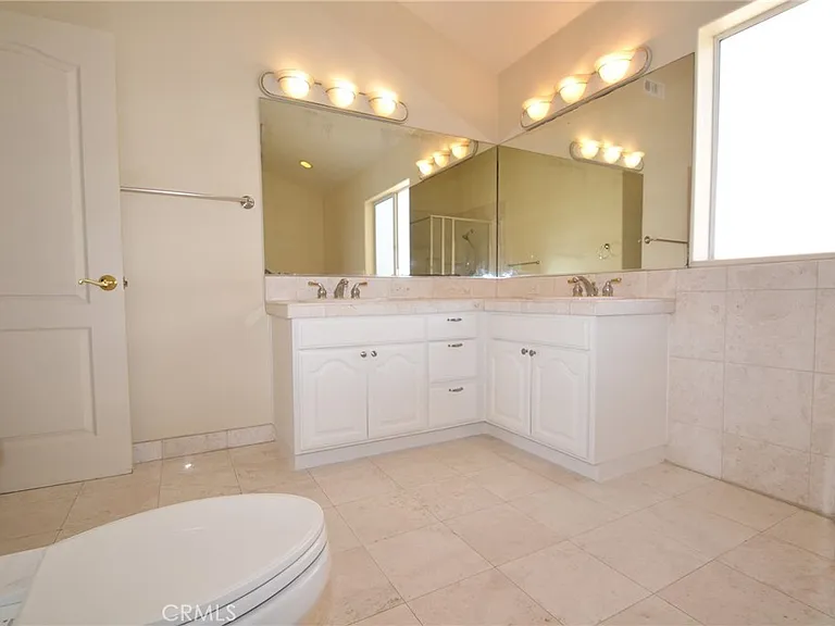 2203 Harriman Ln #B — Photo 13