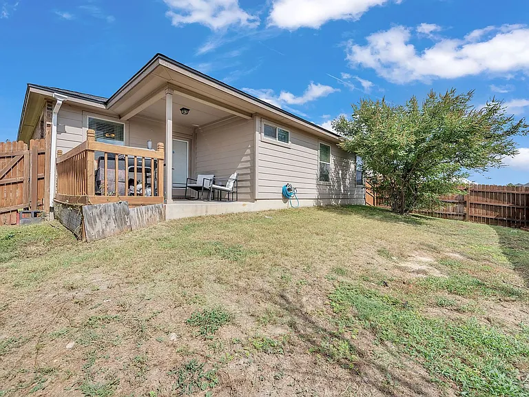 6600 Katy Creek Ln — Photo 3