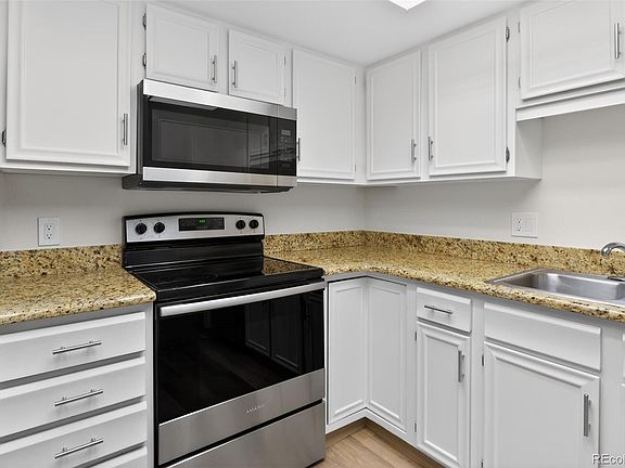 4th image of 14152 E Linvale Place #408