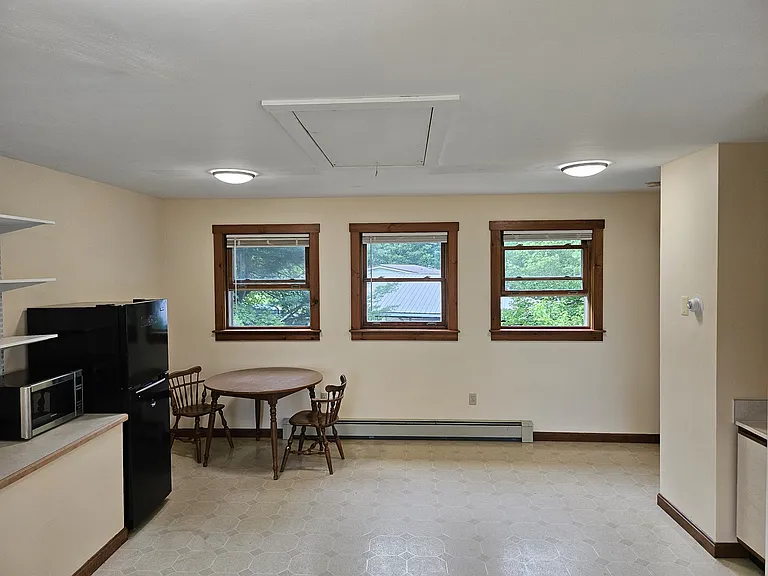 347 Ridge Rd #7 — Photo 8
