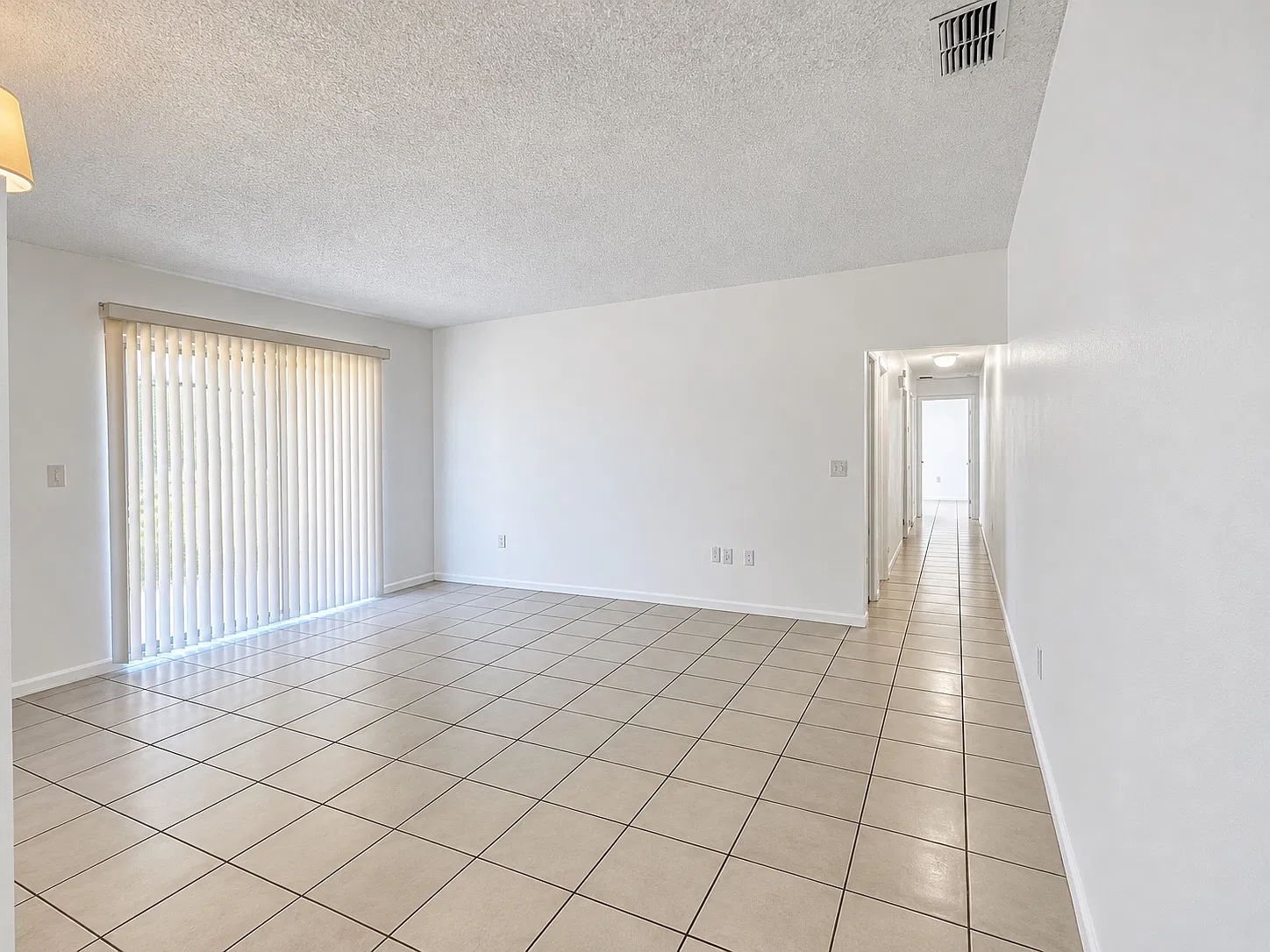 Chestnut Woods Dr, Lakeland — Photo 2
