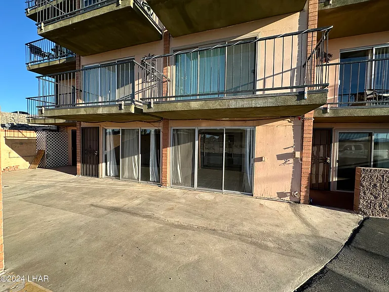 89 Acoma Blvd N #3 — Photo 2