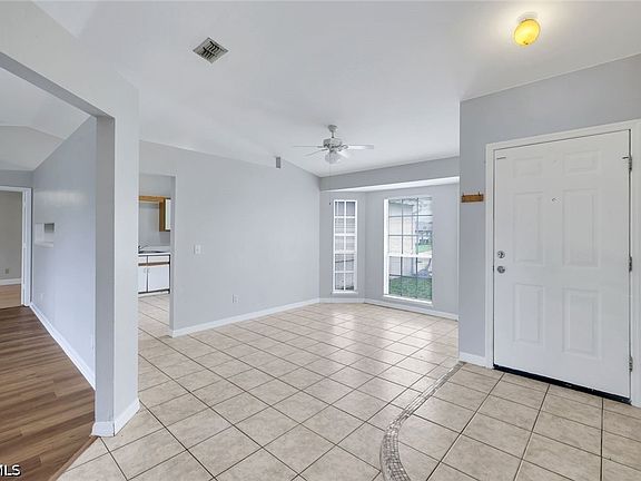4th image of 1409 SW 11th Pl
