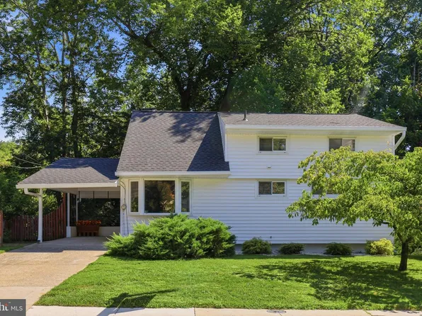 325 Bradley Ave, Rockville, MD 20851