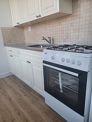 4th image of 396 5th Ave APT 4F