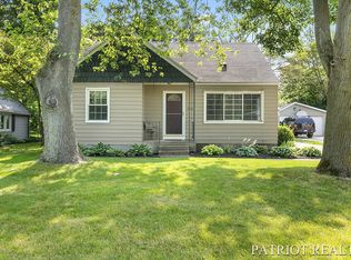 3116 Kensboro Ave NE, Grand Rapids, MI 49505