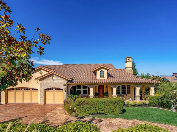 1222 Tall Grass Court, Napa, CA 94558