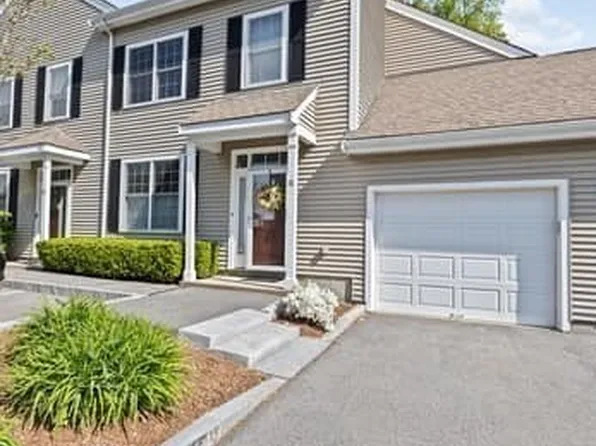 18 Evergreen Cir Unit 18, Canton, MA 02021