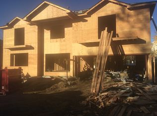 5 Courtside Ter, Yonkers, NY 10710