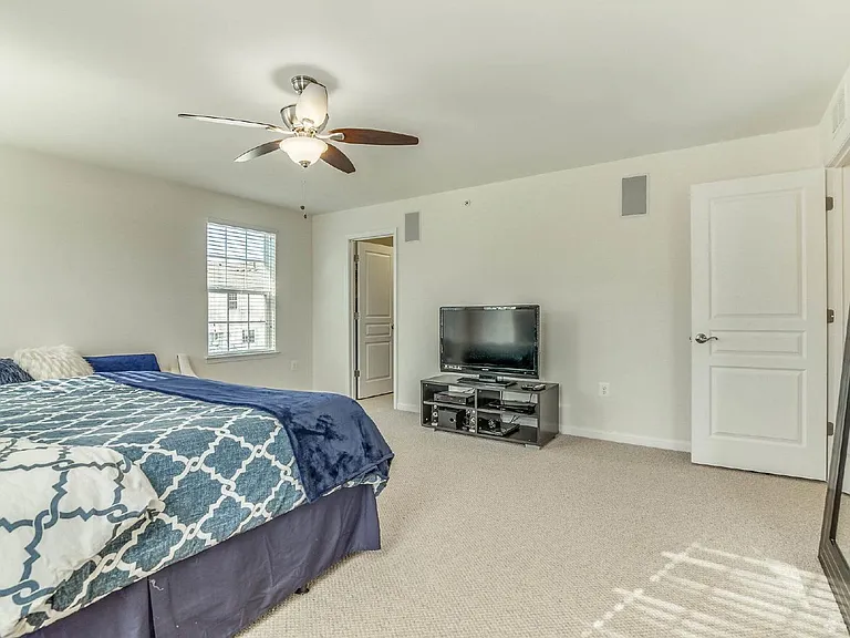 14755 Malloy Ct — Photo 17