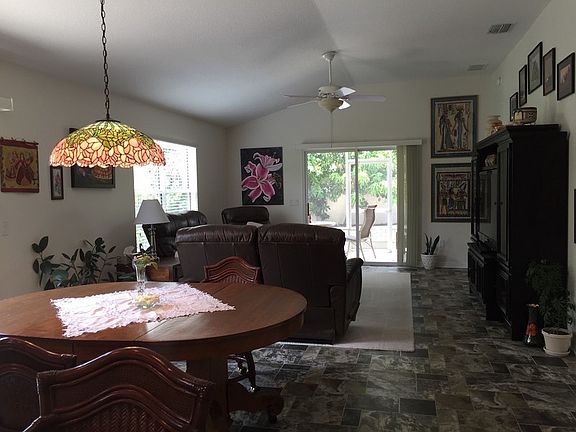 Living Room : High ceilings - luxurious cushioned vinyl