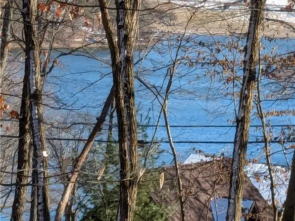 599 E Buckhorn Dr #599, Millersburg, OH 44654