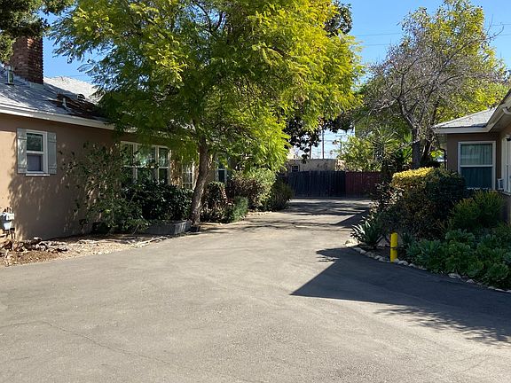 2nd image of 369 Pasadena Ave