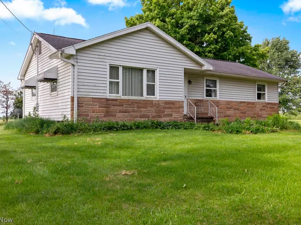 52725 State Route 303, Wakeman, OH 44889