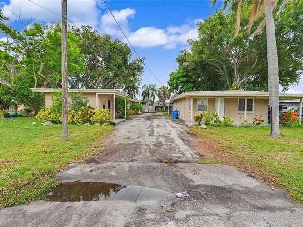 10598 106th Ave, Largo, FL 33773