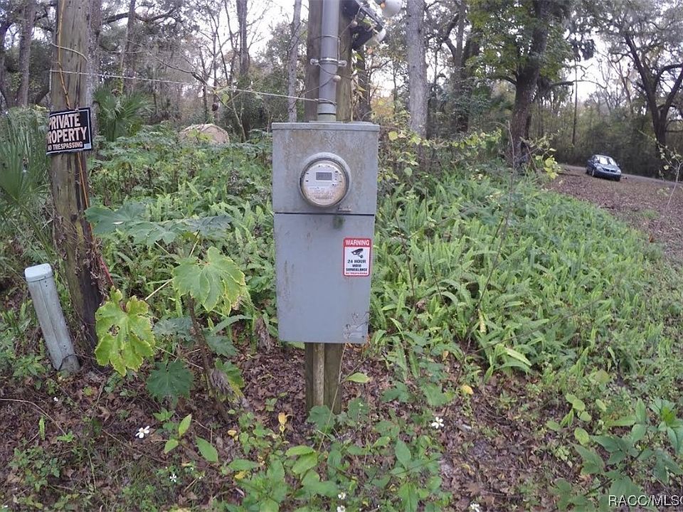 2nd image of 2457 N Junglecamp Rd