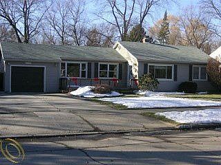 5th image of 2313 Beechwood Dr