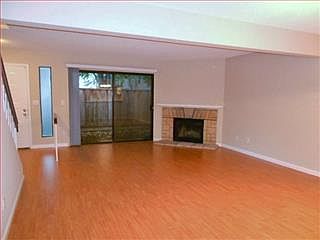 5th image of 758 Williamsburg Way