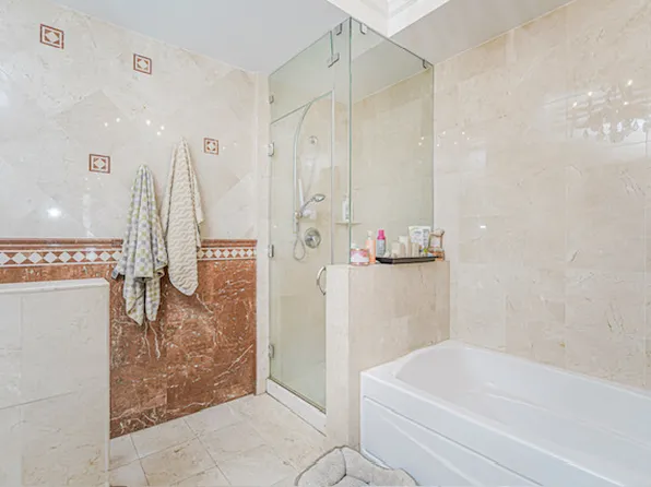 125 Oceana Drive East image 14 of 17