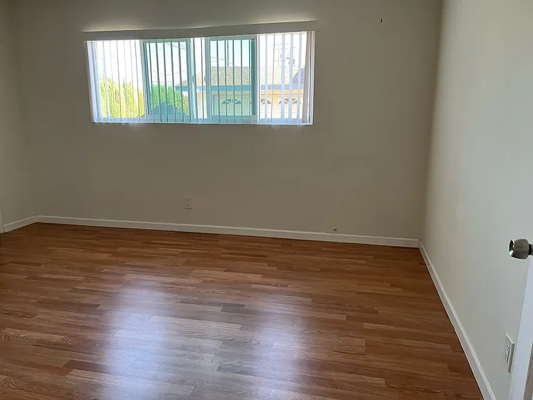 1015 S Marguerita Ave #1 — Photo 17