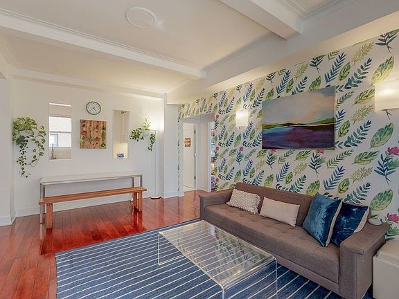 2nd image of 328 W 86th St APT 9A