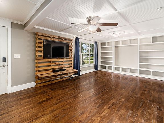 5th image of 1165 Elm Park Cir