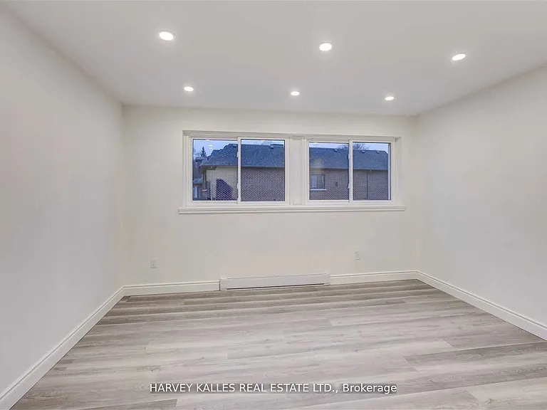 901 Millwood Rd #B — Photo 3