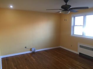25719 Hillside Ave #1, Glen Oaks, NY 11004
