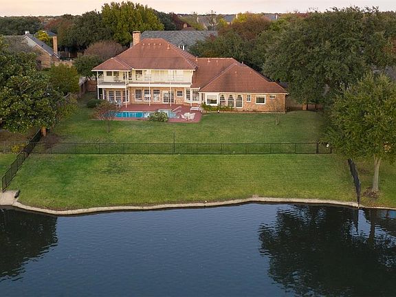 2nd image of 5204 Seascape Ln