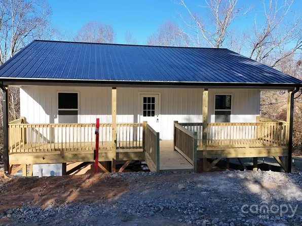 430 Folk St NW, Lenoir, NC 28645