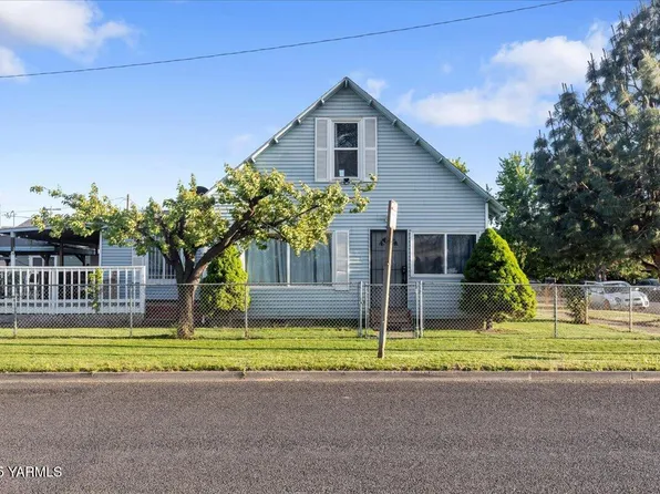 902 E Adams St, Yakima, WA 98901