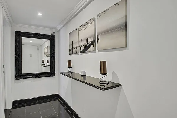 Sold by Bold New York | media 7