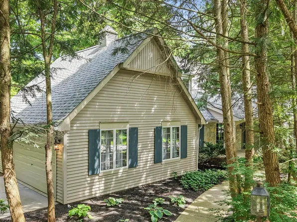 3723 Capilano Dr, West Lafayette, IN 47906