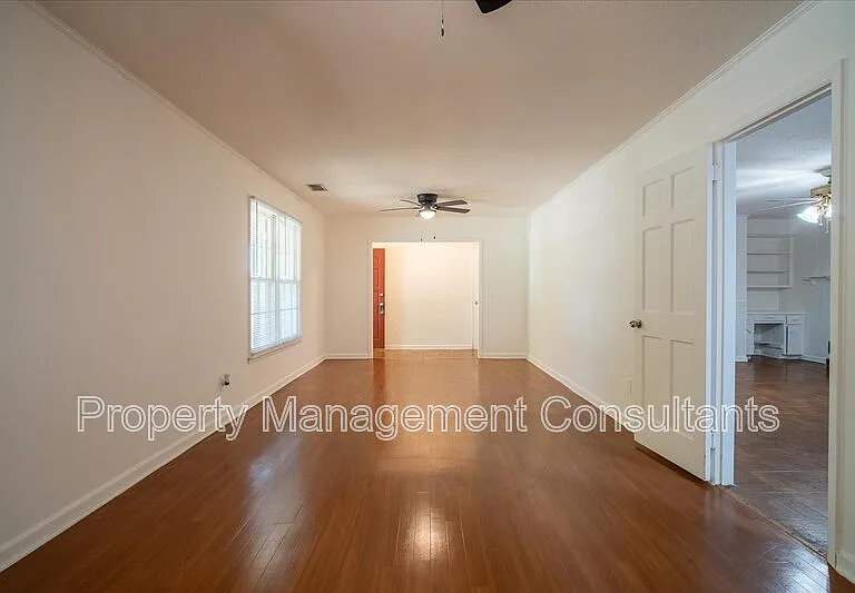 2524 Chickasaw Dr — Photo 10