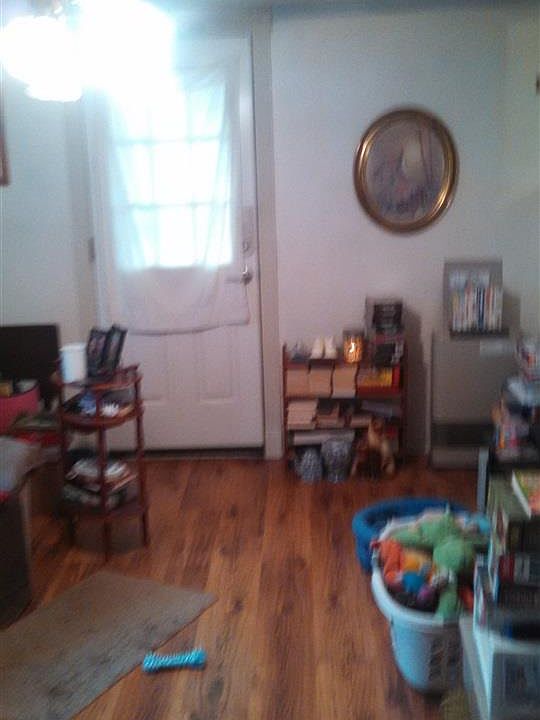 2nd image of 920 Russell Ave