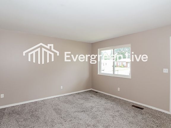3rd image of 663 Charwood Dr