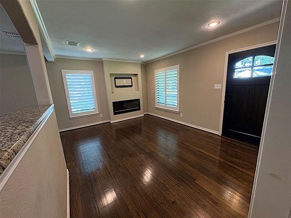 2nd image of 4120 Saranac Dr